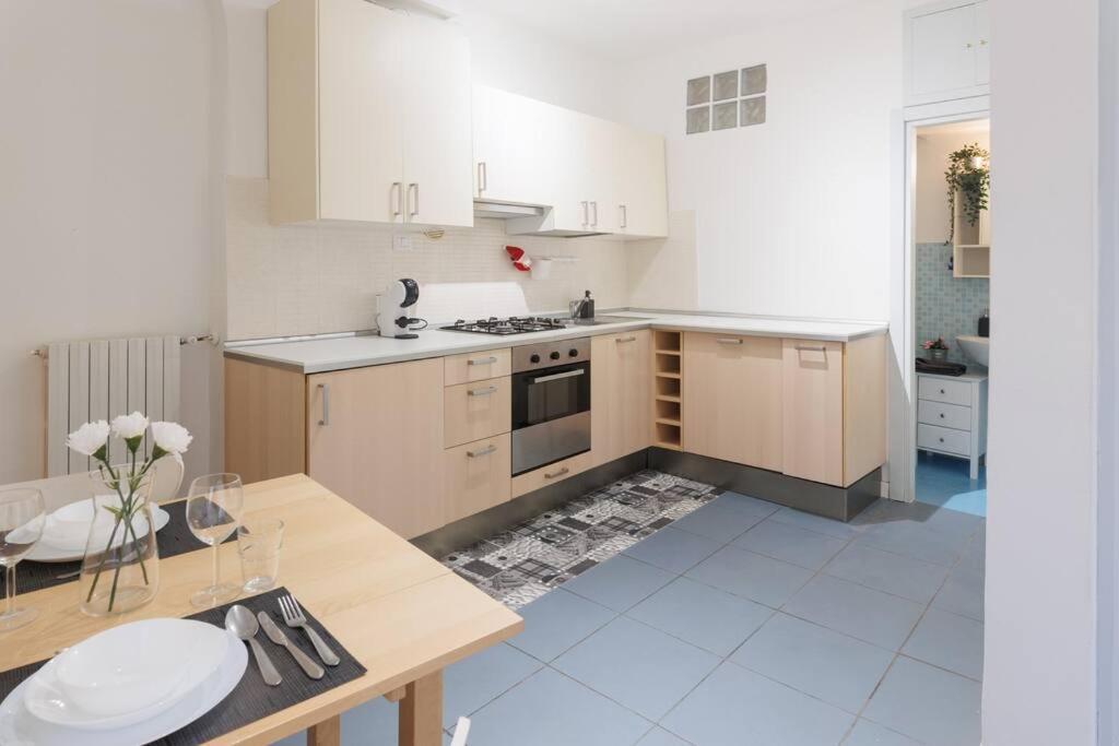 Osimo Nel Cuore Del Centro, Free Wi-Fi E Netflix Apartment ภายนอก รูปภาพ